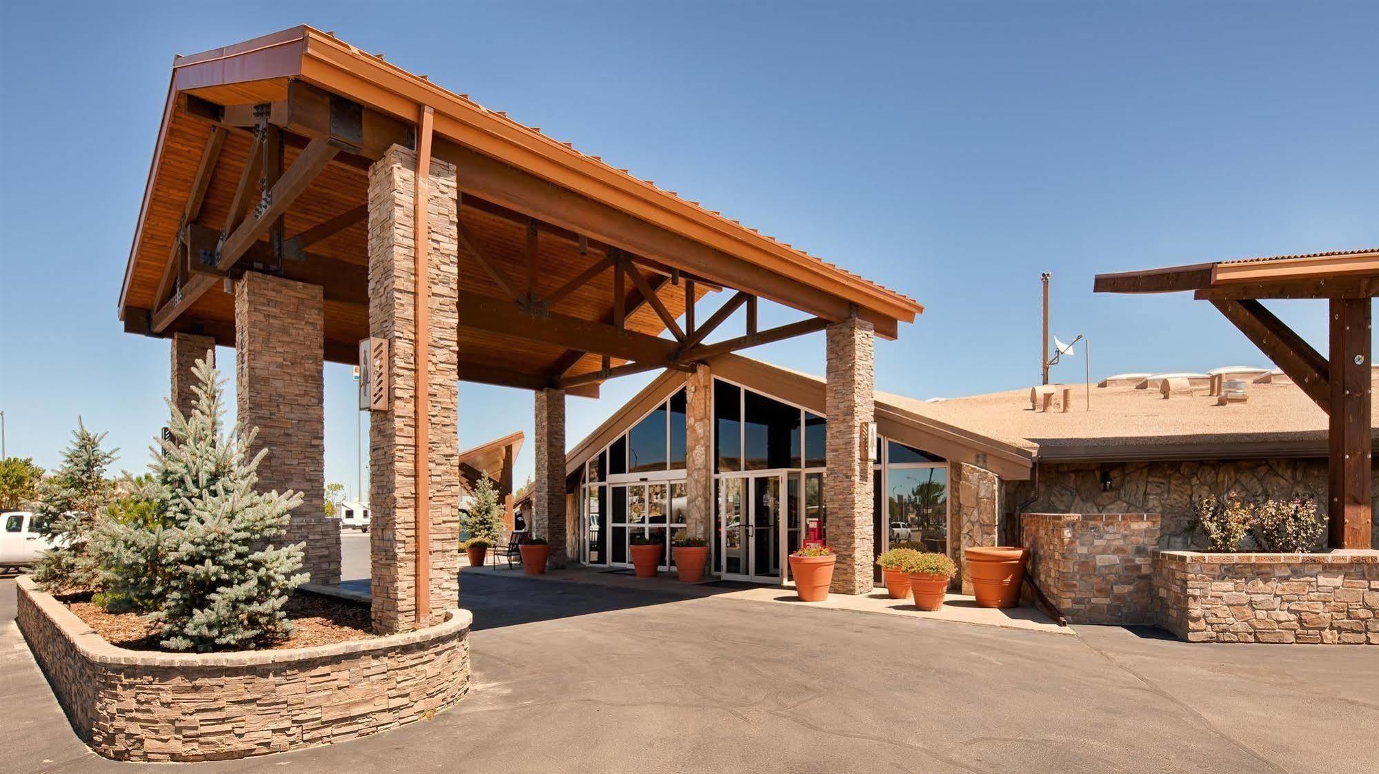 Western Outlaw Hotel 3*
